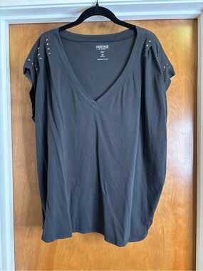 torrid Black V-Neck Short Sleeve Top with Shoulder Studs